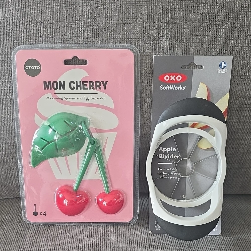 OTOTO Mon Cherry Measuring Spoons and OXO Apple Divider, Kitchen Bundle, New.